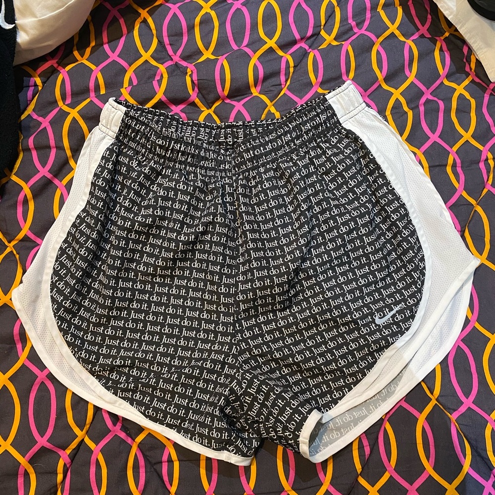 nike ‘just do it’ athletic shorts medium